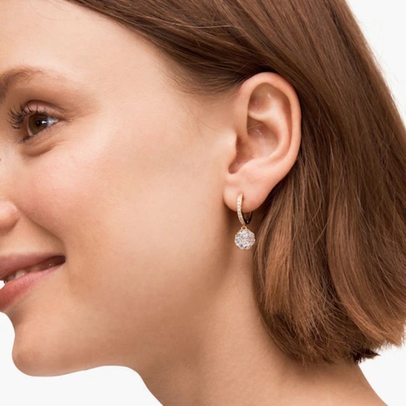 $68 Kate Spade ‘that sparkle’ pave huggie hoops in gold - Picture 2 of 11